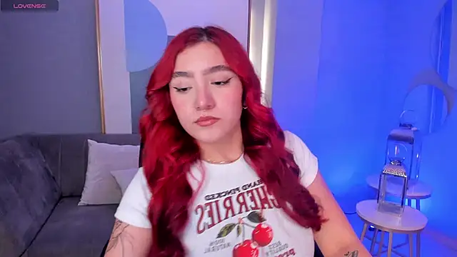 Snapshot of ViolettCastel chatting on January 31, 2025, 7:40 pm ViolettCastel online show from January 31, 2025, 7:40 pm