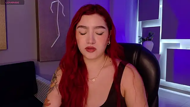 ViolettCastel online show from December 21, 2025, 11:28 am