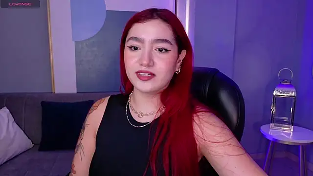 ViolettCastel online show from January 6, 2026, 6:55 pm