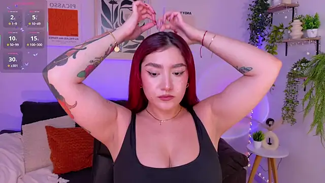 ViolettCastel online show from May 18, 2026, 8:47 pm