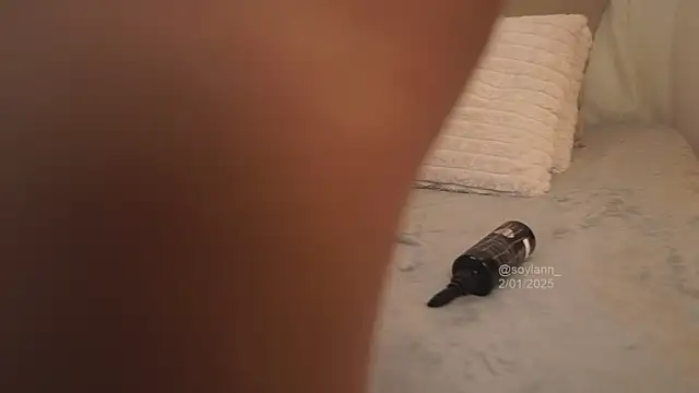 lanie   online show from January 3, 2025, 1:05 am