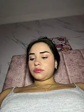 Kimmymadison- online show from April 17, 2026, 8:01 pm