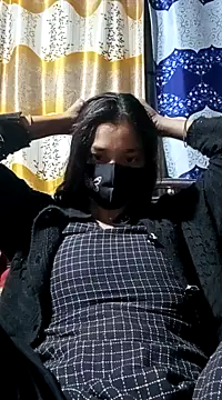 Snapshot of Aruyeshi- chatting on February 11, 2025, 4:44 am Aruyeshi- online show from February 11, 2025, 4:44 am