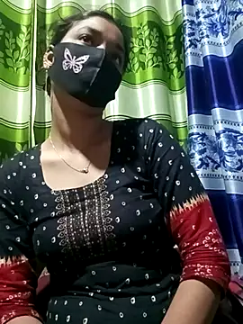 Snapshot of Aruyeshi- chatting on February 25, 2025, 3:31 am Aruyeshi- online show from February 25, 2025, 3:31 am