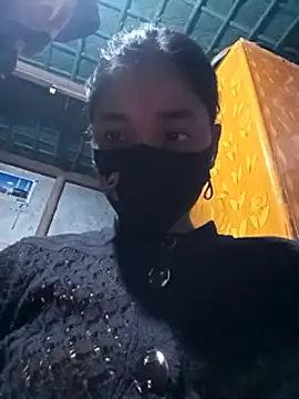 Snapshot of Aruyeshi- chatting on February 27, 2025, 3:25 am Aruyeshi- online show from February 27, 2025, 3:25 am