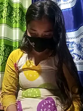 Snapshot of Aruyeshi- chatting on March 6, 2025, 12:30 pm Aruyeshi- online show from March 6, 2025, 12:30 pm