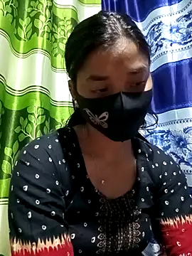 Snapshot of Aruyeshi- chatting on March 11, 2025, 9:13 am Aruyeshi- online show from March 11, 2025, 9:13 am