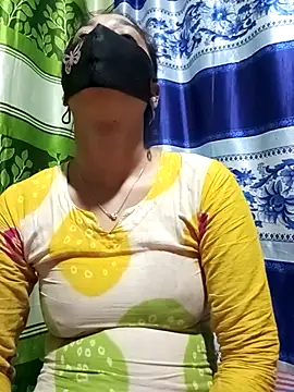 Snapshot of Aruyeshi- chatting on March 16, 2025, 4:45 pm Aruyeshi- online show from March 16, 2025, 4:45 pm