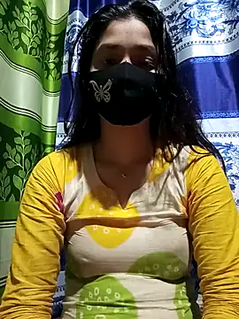 Snapshot of Aruyeshi- chatting on March 17, 2025, 2:19 am Aruyeshi- online show from March 17, 2025, 2:19 am