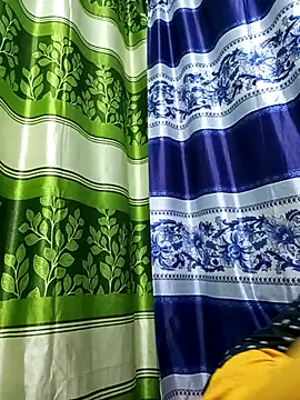 Snapshot of Aruyeshi- chatting on March 17, 2025, 11:00 pm Aruyeshi- online show from March 17, 2025, 11:00 pm