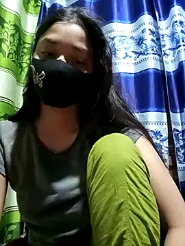 Snapshot of Aruyeshi- chatting on March 22, 2025, 12:28 am Aruyeshi- online show from March 22, 2025, 12:28 am