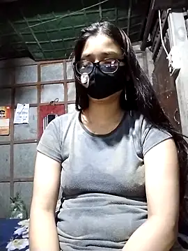 Snapshot of Aruyeshi- chatting on October 4, 2025, 3:21 pm Aruyeshi- online show from October 4, 2025, 3:21 pm