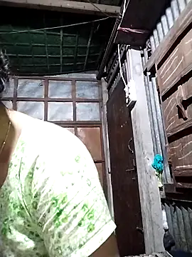 Snapshot of Aruyeshi- chatting on October 6, 2025, 4:43 am Aruyeshi- online show from October 6, 2025, 4:43 am