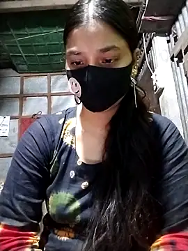 Snapshot of Aruyeshi- chatting on October 15, 2025, 3:28 am Aruyeshi- online show from October 15, 2025, 3:28 am