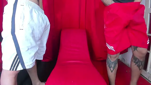 Snapshot of Extreme_Team8 chatting on January 9, 2025, 5:44 am Extreme Team8 online show from January 9, 2025, 5:44 am