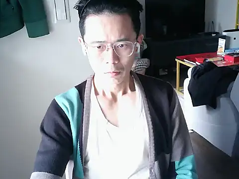 ker1ker online show from February 8, 2025, 2:04 am