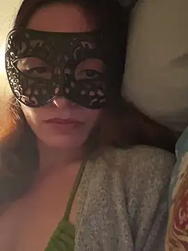 Boobookittyfuk420 online show from January 19, 2025, 1:21 am