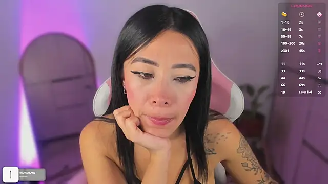 kim sojinn online show from March 13, 2025, 9:05 pm