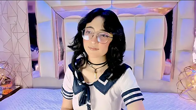 Snapshot of SaraMartini1 chatting on November 3, 2025, 5:52 am SaraMartini1 online show from November 3, 2025, 5:52 am