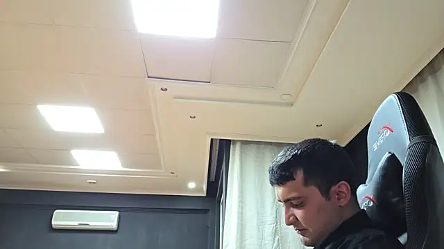 istebenboylebiradamim online show from February 8, 2026, 7:50 pm