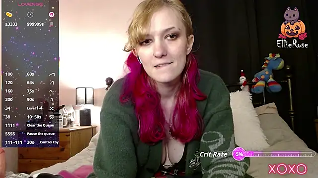 Snapshot of EllieeRose chatting on January 15, 2026, 8:45 pm EllieeRose online show from January 15, 2026, 8:45 pm
