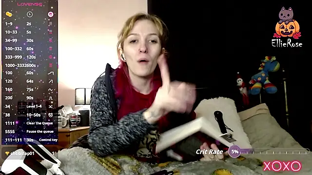 Snapshot of EllieeRose chatting on January 31, 2026, 7:11 pm EllieeRose online show from January 31, 2026, 7:11 pm