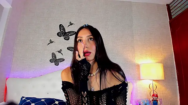 Snapshot of LyaEvanss chatting on February 20, 2025, 2:29 am LyaEvanss online show from February 20, 2025, 2:29 am