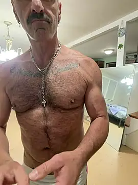 DaddySnowXX online show from May 12, 2026, 3:58 am