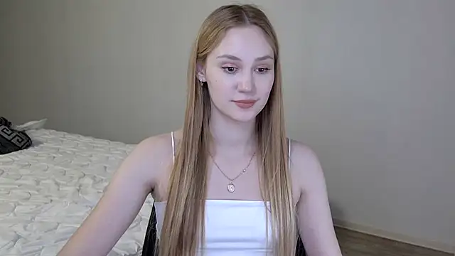 Layla001 online show from January 15, 2025, 9:13 am