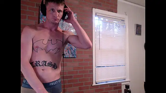 Snapshot of trash4cash chatting on December 31, 2024, 10:45 pm trash4cash online show from December 31, 2024, 10:45 pm