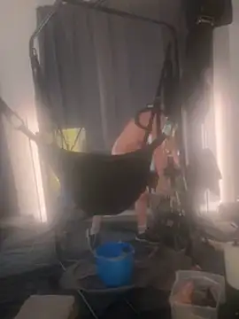 Snapshot of trash4cash chatting on March 18, 2025, 10:48 pm trash4cash online show from March 18, 2025, 10:48 pm