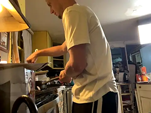 Snapshot of trash4cash chatting on October 16, 2025, 3:07 am trash4cash online show from October 16, 2025, 3:07 am