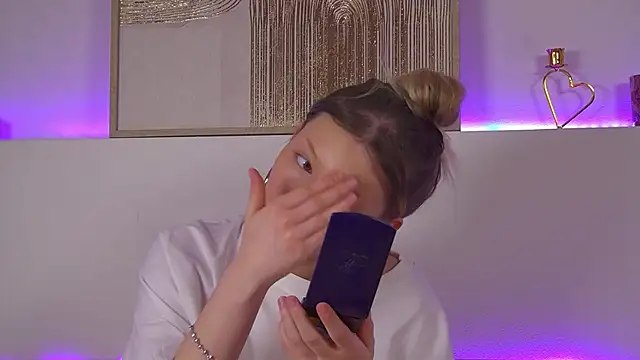 LiliaBianka online show from March 18, 2025, 6:36 am