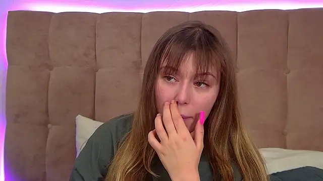 LiliaBianka online show from November 24, 2025, 6:35 am