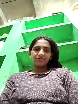 Baby  Shreya online show from April 25, 2026, 9:01 pm