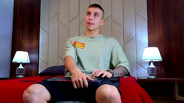 AsmodeoCox online show from January 17, 2025, 9:39 pm