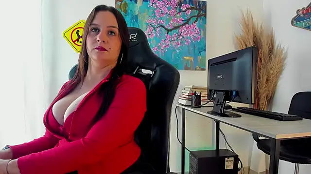 maite mike online show from December 18, 2024, 12:18 pm