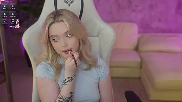 Cassy-Celestial  online show from January 31, 2025, 3:41 am