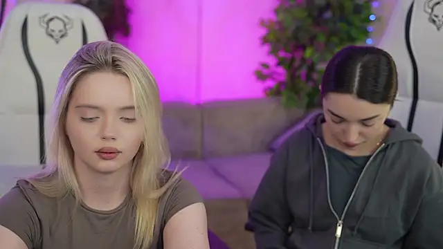 Cassy-Celestial  online show from February 19, 2025, 2:55 am