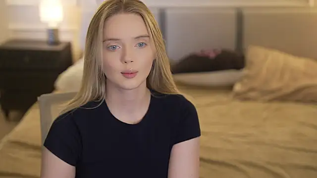 Cassy-Celestial  online show from November 2, 2025, 9:00 am