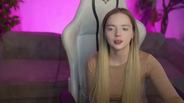 Cassy-Celestial  online show from December 20, 2025, 9:38 am