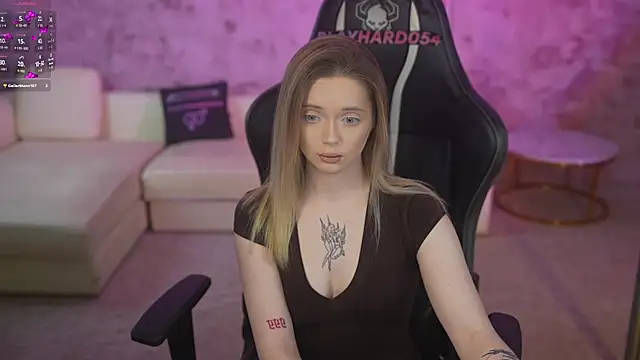 Cassy-Celestial  online show from April 4, 2026, 7:06 am