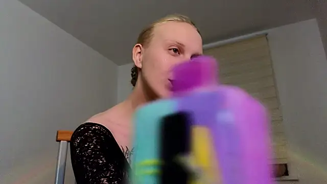 Martha Hoffman online show from December 21, 2024, 12:20 am