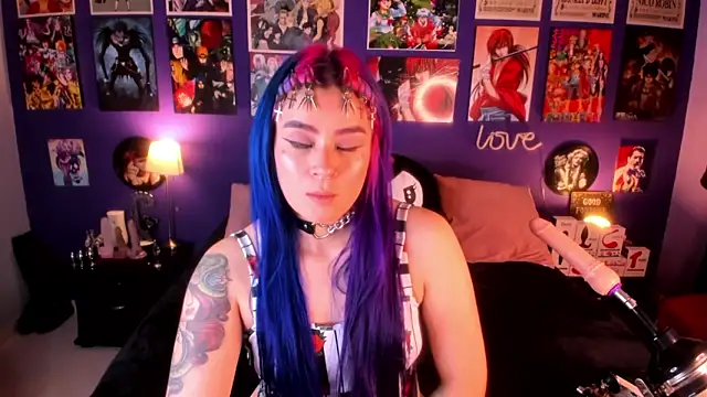 Snapshot of anne_cross chatting on February 4, 2025, 2:39 am anne cross online show from February 4, 2025, 2:39 am