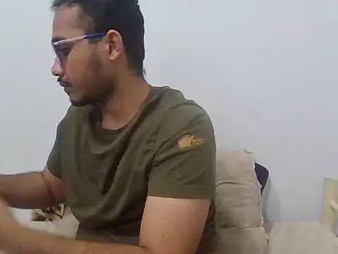 alesssterling online show from January 8, 2026, 3:03 pm