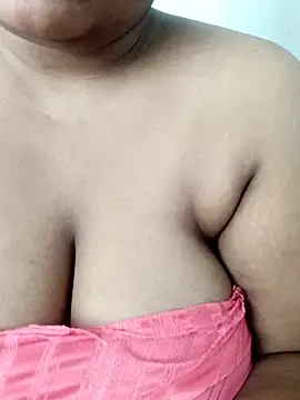 Jenny-43 online show from November 28, 2025, 2:47 am