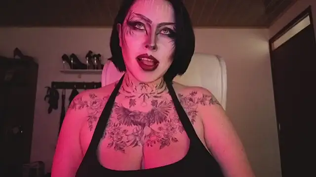 Snapshot of Olivia_seex chatting on December 1, 2025, 2:11 pm Olivia seex online show from December 1, 2025, 2:11 pm