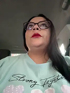 Snapshot of Sol_biglips chatting on July 2, 2026, 12:11 pm Sol biglips online show from July 2, 2026, 12:11 pm