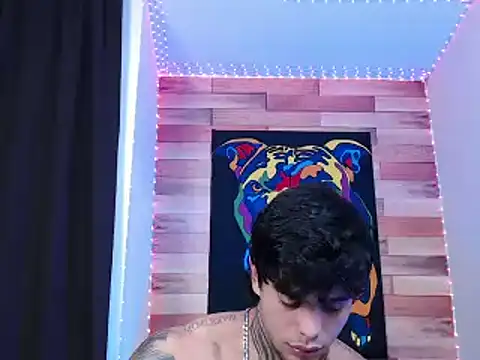 Snapshot of ray_coopers chatting on December 21, 2024, 12:42 am ray coopers online show from December 21, 2024, 12:42 am