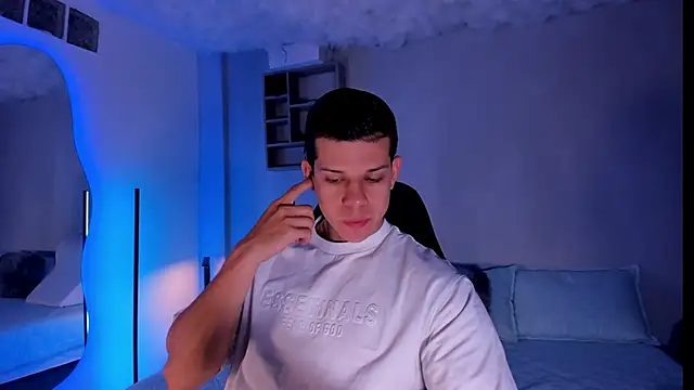 Snapshot of MarcoSullivan chatting on October 28, 2025, 12:19 pm MarcoSullivan online show from October 28, 2025, 12:19 pm